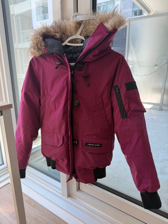 Canada Goose Jackets & Blazers - Authentic Canada Goose Labrador Bomber - Women’s size S